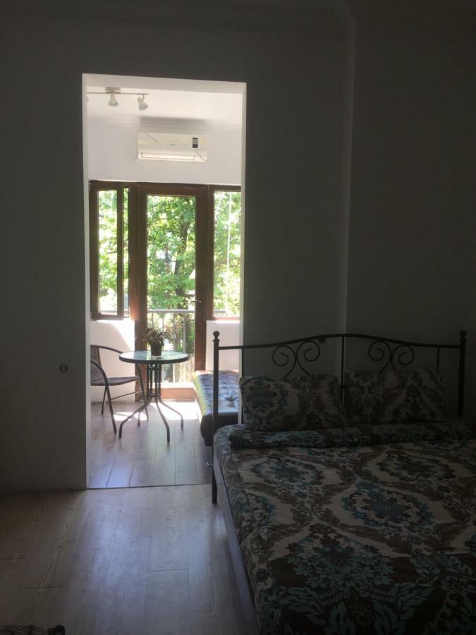 Gulnasi'S Guesthouse Batumi Exteriér fotografie