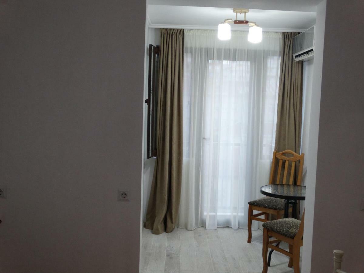 Gulnasi'S Guesthouse Batumi Exteriér fotografie