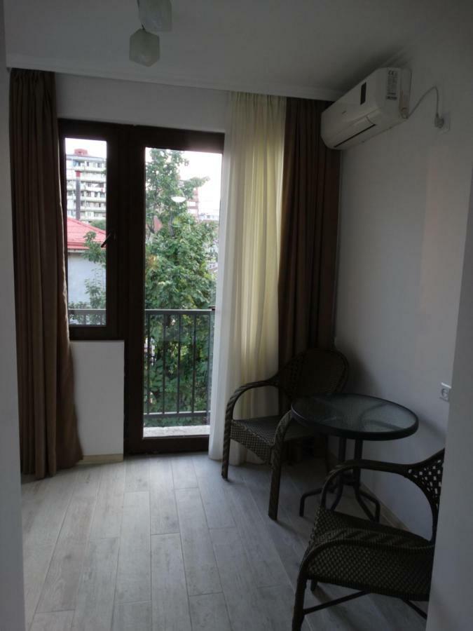 Gulnasi'S Guesthouse Batumi Exteriér fotografie